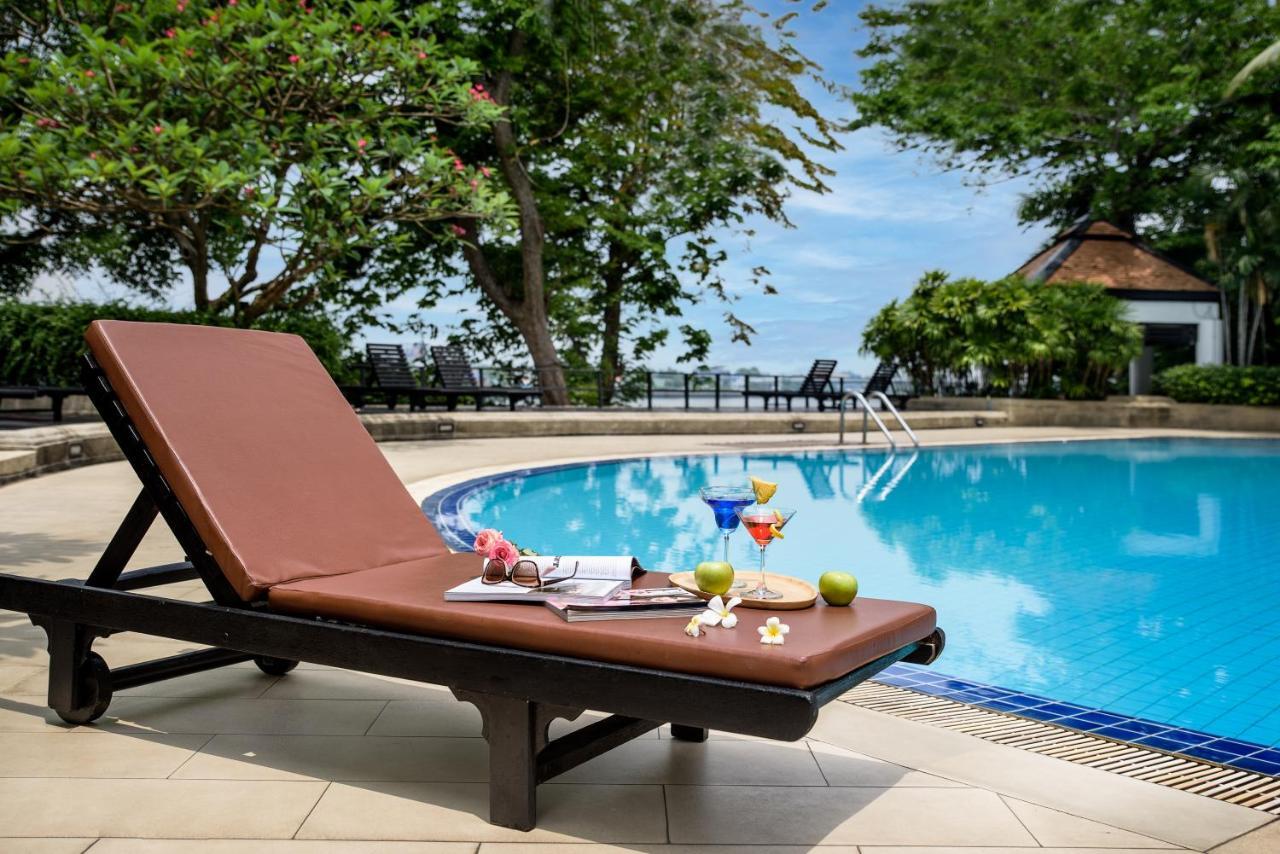 Riverine Place Hotel And Residence Nonthaburi Exterior photo