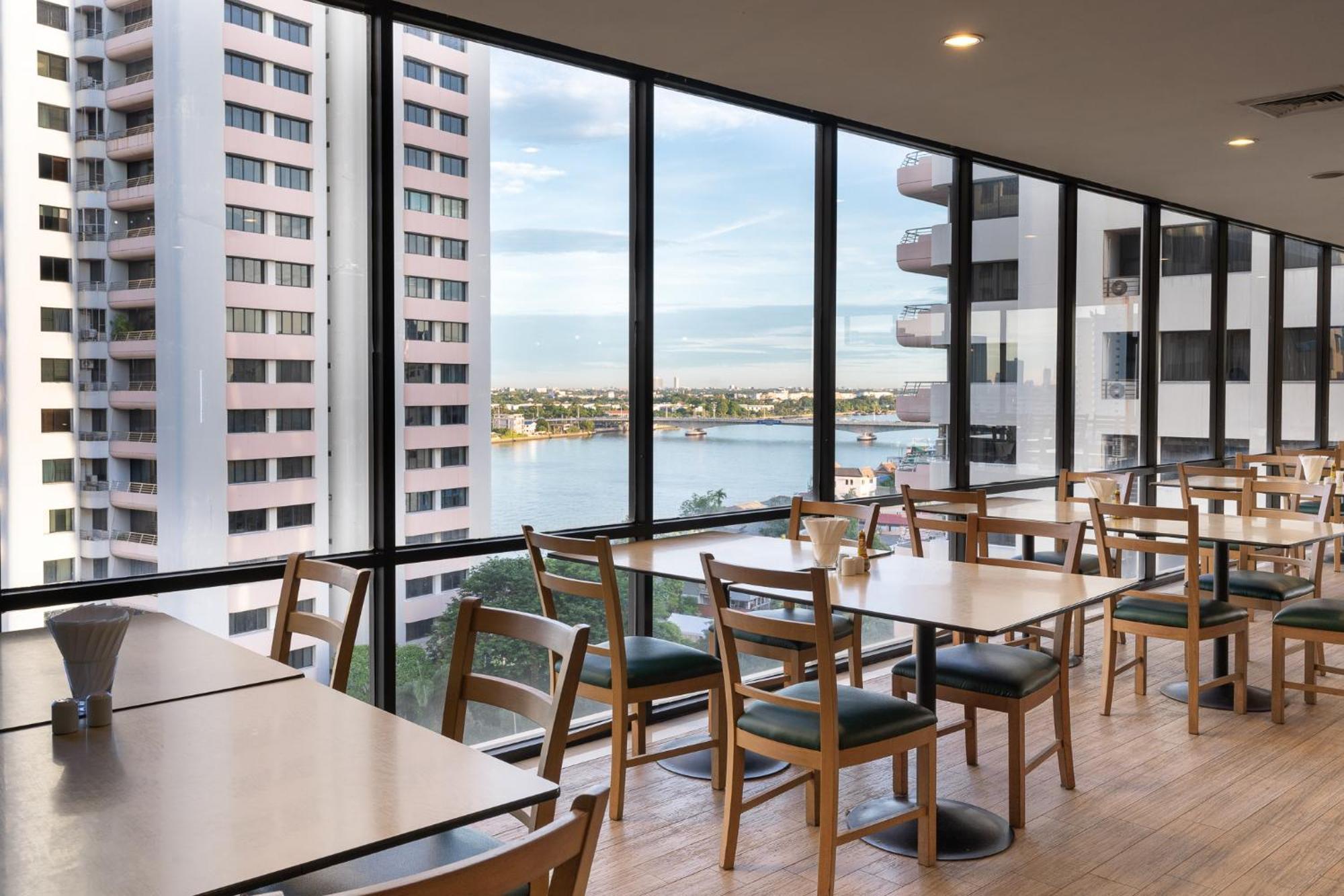 Riverine Place Hotel And Residence Nonthaburi Exterior photo