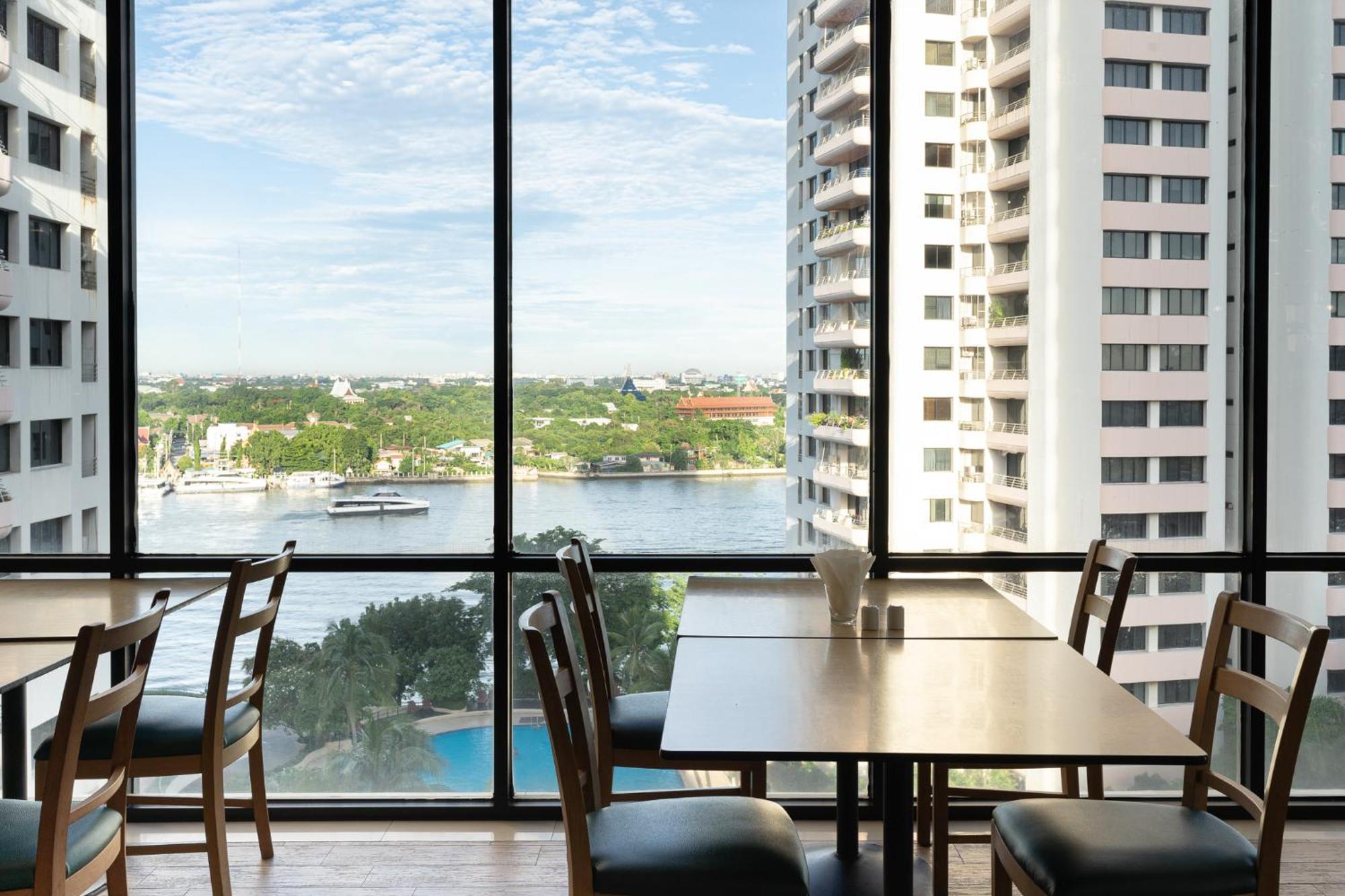 Riverine Place Hotel And Residence Nonthaburi Exterior photo
